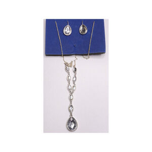 NR Clear Teardrop Pendant Necklace And Hook Earring Set 18 Inches